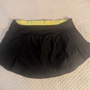 Lululemon Athletica Black and Yellow Mini Bubble Skirt